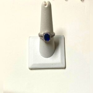 Elegant Silver and Blue Gemstone Ring